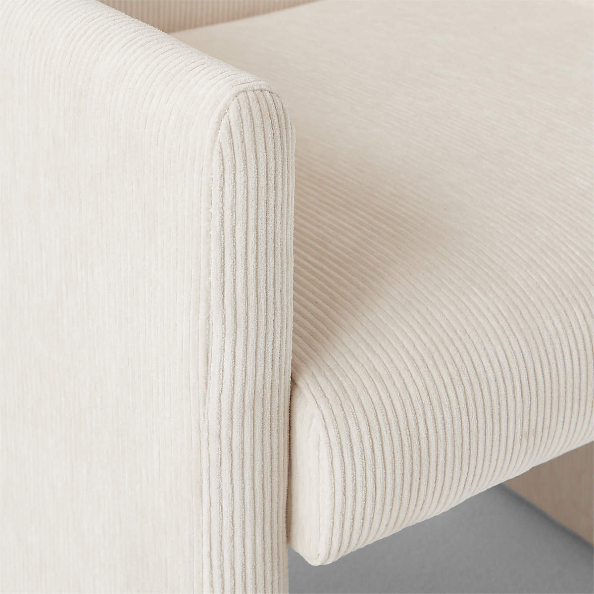 Juva Armchair (White)